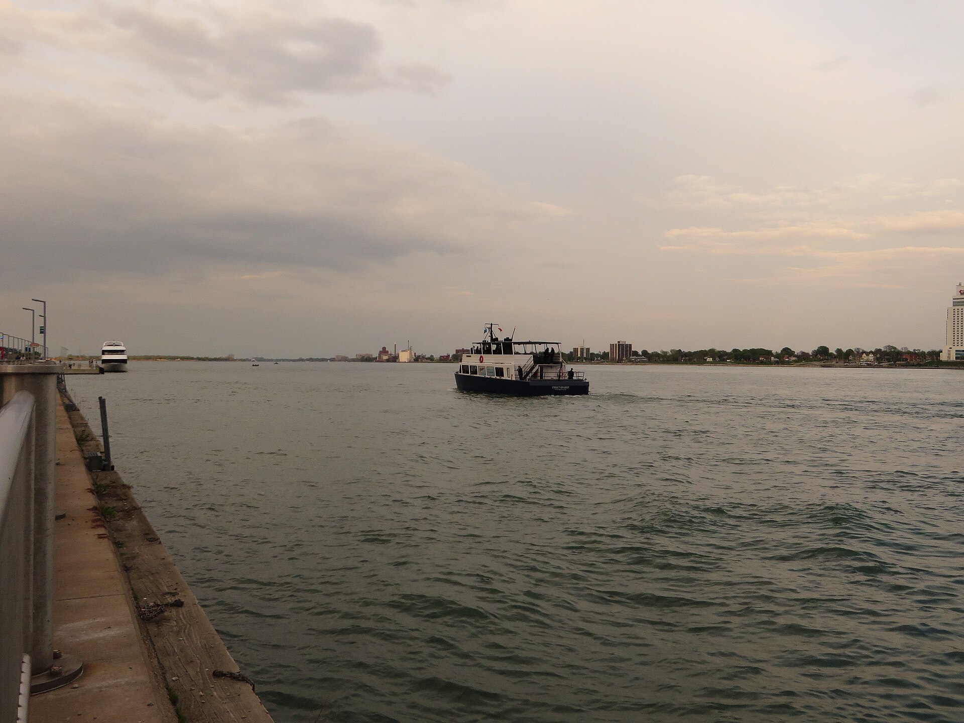 Detroit's Riverfront: Belle Isle, the Riverwalk, and a City Rebuilding Toward the Water
