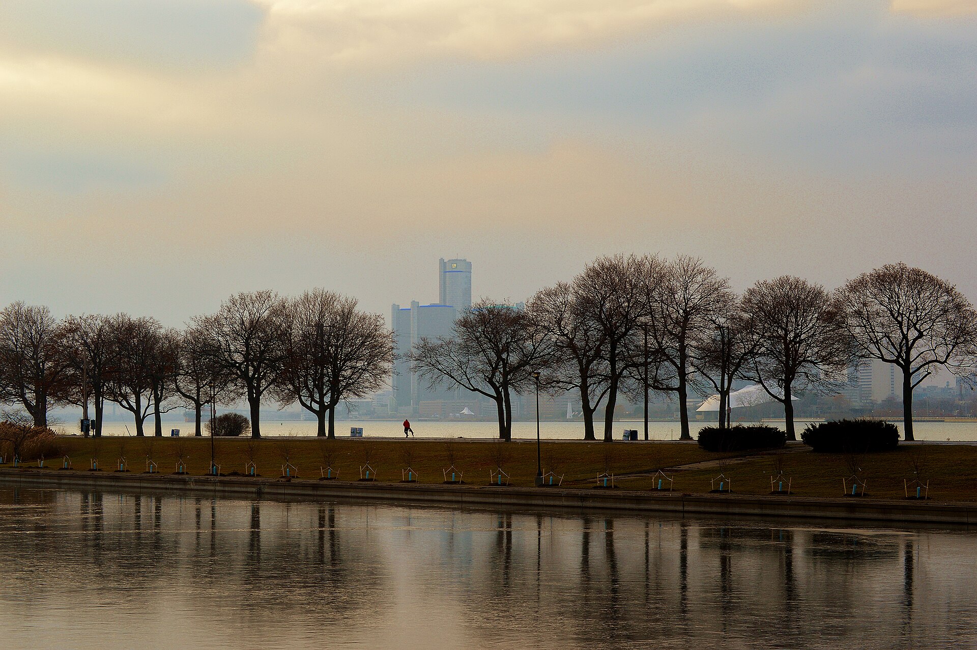 Detroit's Riverfront: Belle Isle, the Riverwalk, and a City Rebuilding Toward the Water