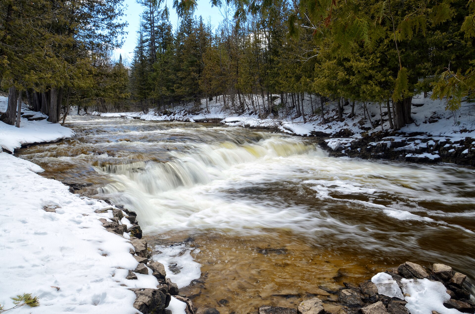 Exploring Michigan's Treasures: Ocqueoc Falls, Irontone Springs, and Seven Bridges Recreation Area - A Detailed Guide to Remarkable Journeys