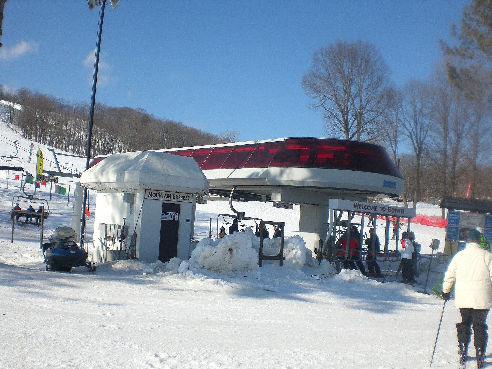 Great Lakes Gleaner's Definitive Ranking: Top 12 Michigan Ski Resorts for Winter Enthusiasts