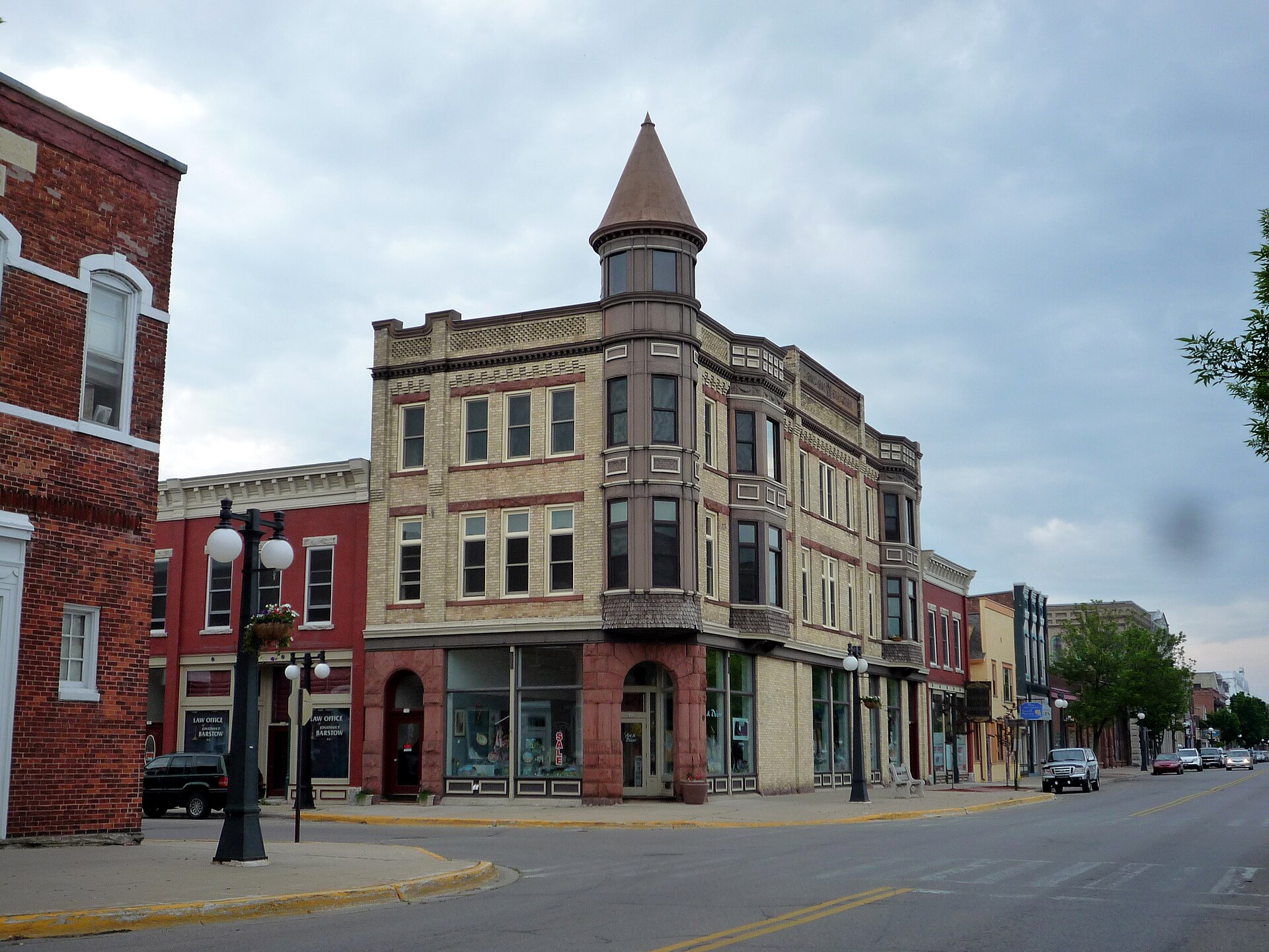 Menominee: A Lumber Fortune's Legacy on Green Bay