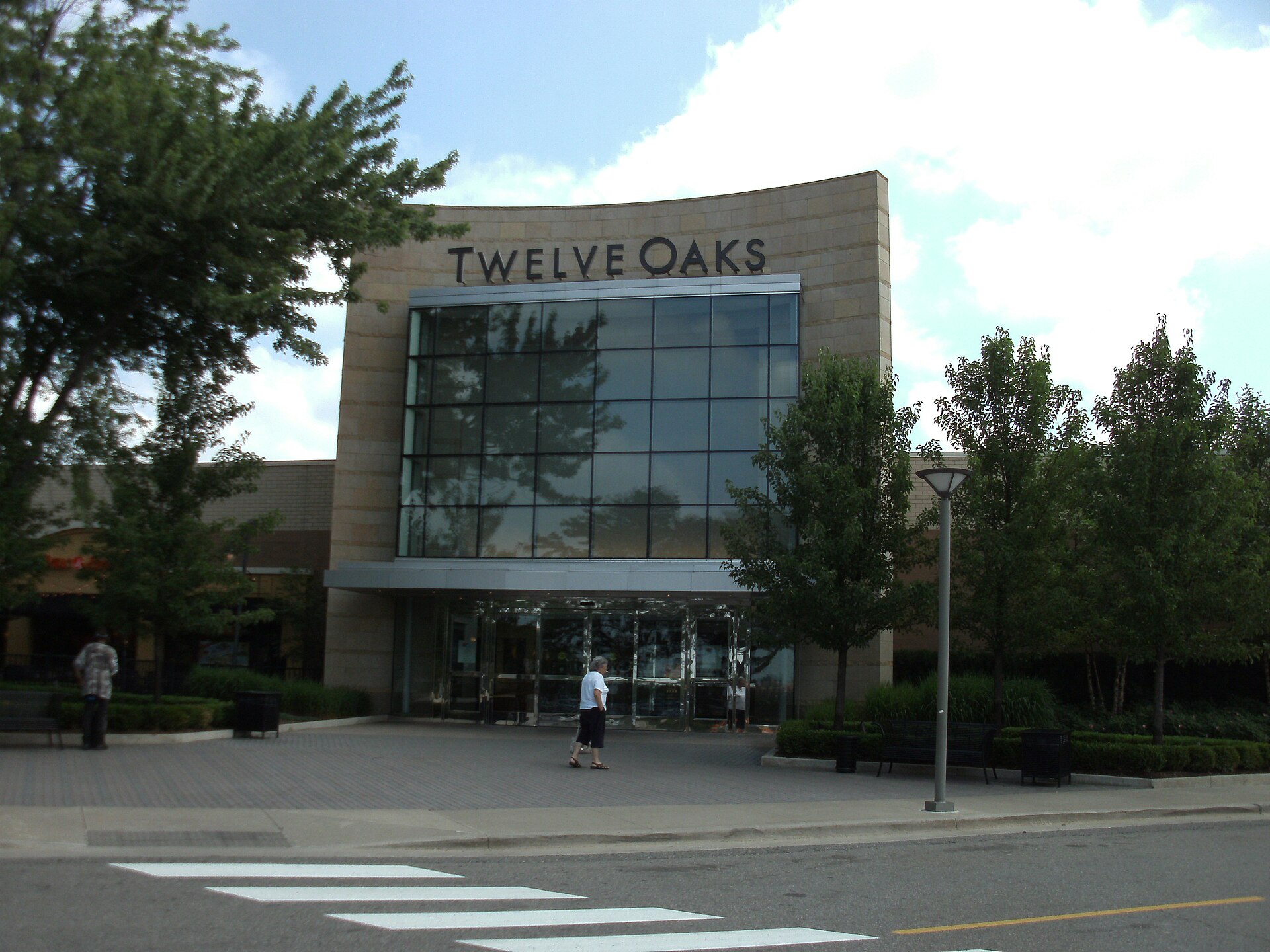 Novi: A Landfill That Became a Mall