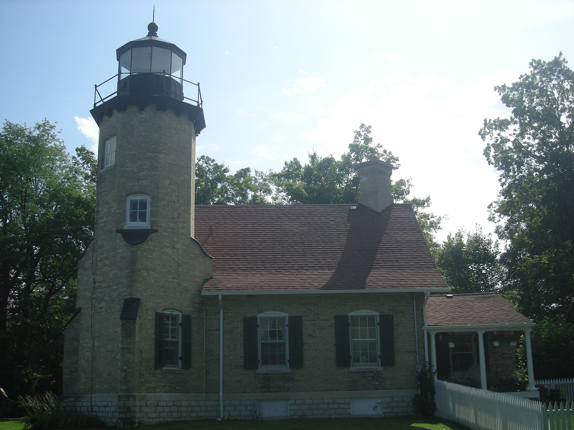 Whitehall & Montague: White Lake's Twin Towns and Their Giant Weathervane